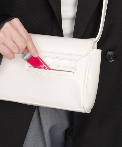 SVEC（シュベック）の「ベルトストラップ ショルダーバッグ（ショルダーバッグ・レディース・ブラック/ホワイト/イエロー・FREE）」の16枚目の写真