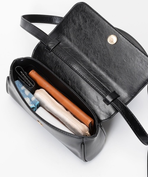 SVEC（シュベック）の「ベルトストラップ ショルダーバッグ（ショルダーバッグ・レディース・ブラック/ホワイト/イエロー・FREE）」の9枚目の写真