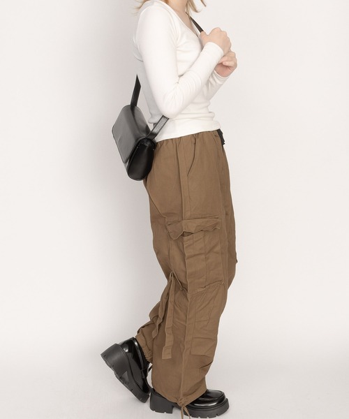 SVEC（シュベック）の「ベルトストラップ ショルダーバッグ（ショルダーバッグ・レディース・ブラック/ホワイト/イエロー・FREE）」の19枚目の写真