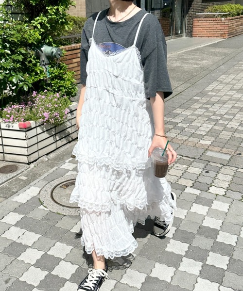CLEA(クレア)の「刺繍レースティアードキャミロングワンピース(ワンピース・レディース・ホワイト・FREE)」の1枚目の写真