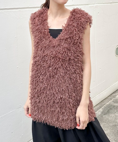 Doux archives(ドゥアルシーヴ)の「フェザー2WAYノースリベスト(シャツ/ブラウス・レディース・ブラック/アイボリー/ブラウン・FREE)」の4枚目の写真