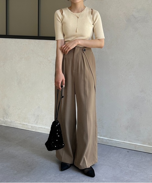 【関税込み】The Garment ブラウン Denver タックパンツ ライトフィールジャージータックテーパード パンツ（その他