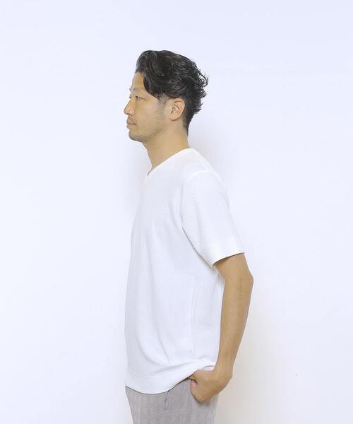 MEN'S MELROSE（メンズメルローズ）の「袋ジャガードストライプVネックTシャツ（Tシャツ/カットソー・メンズ・ホワイト/ネイビー/チャコールグレー・4/2/3）」の5枚目の写真
