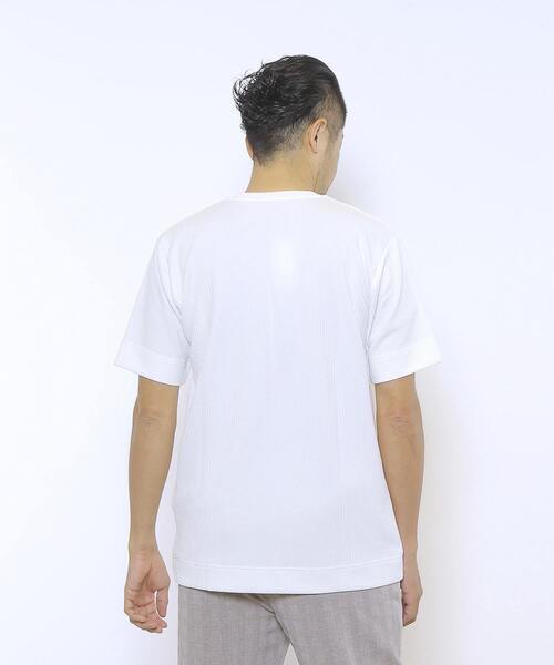 MEN'S MELROSE（メンズメルローズ）の「袋ジャガードストライプVネックTシャツ（Tシャツ/カットソー・メンズ・ホワイト/ネイビー/チャコールグレー・4/2/3）」の6枚目の写真