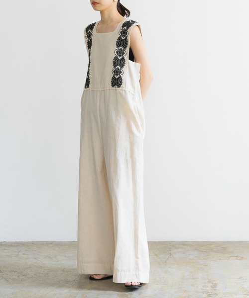 新品タグ付◆ URBAN RESEARCH コットンリネン刺繍オールインワン URBAN RESEARCH（アーバンリサーチ）の「コットンリネン刺繍