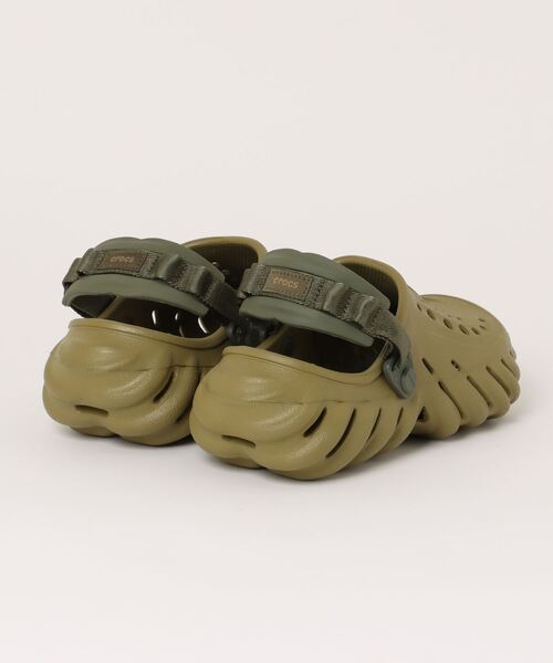 crocs(クロックス)の「【CROCS】Echo Clog(サンダル・レディース・カーキ・23cm/22cm/24cm)」の2枚目の写真