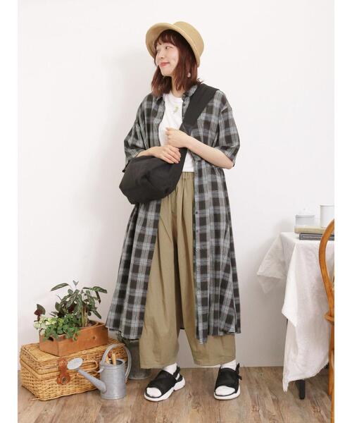 Samansa Mos2（サマンサ モスモス）の「ハーフムーンショルダーバッグ（ハンドバッグ・レディース・ベージュ/ブラック・F）」の4枚目の写真