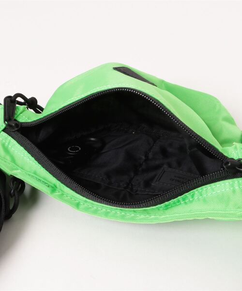 THE BROWN BUFFALO（ザブラウンバッファロー）の「BB SUPPLYSLING（ショルダーバッグ・メンズ・モスグリーン・FREE）」の3枚目の写真