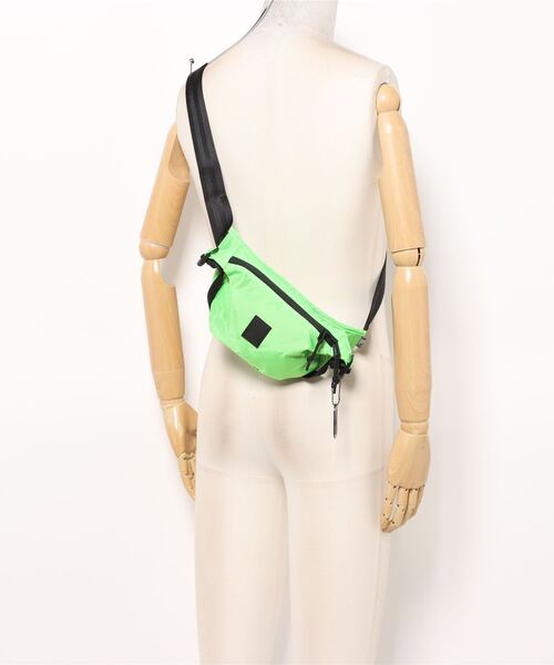 THE BROWN BUFFALO（ザブラウンバッファロー）の「BB SUPPLYSLING（ショルダーバッグ・メンズ・モスグリーン・FREE）」の4枚目の写真