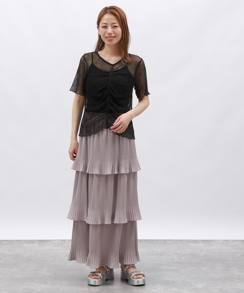 LAKOLE（ラコレ）の「シャーリングシアーT / 129032（Tシャツ/カットソー・レディース・ブラック/アイボリー/チャコール・FREE）」の4枚目の写真