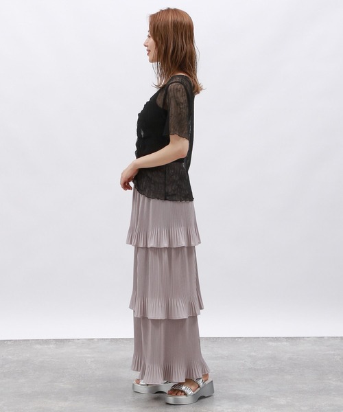 LAKOLE（ラコレ）の「シャーリングシアーT / 129032（Tシャツ/カットソー・レディース・ブラック/アイボリー/チャコール・FREE）」の5枚目の写真