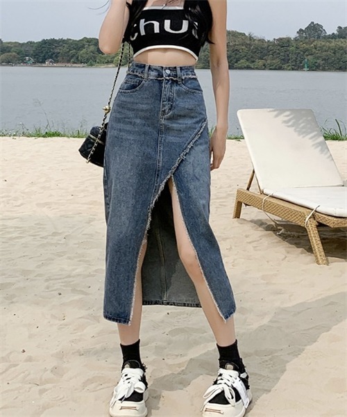 FREE STYLISTS(フリー スタイリスト)の「フリンジスリットデニムスカート(デニムスカート・レディース・ブルー/ライトブラック/ブラック・M/2XL/XL/L/S)」の8枚目の写真