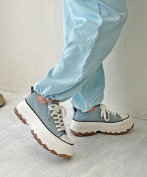 フリルスリッポンスニーカー（スニーカー）｜ANTEPRIMA（アンテプリマ