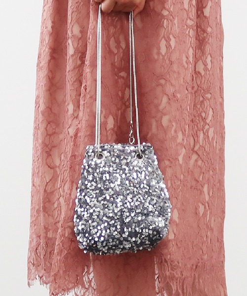 Cupid Heart(キューピッドハート)の「【Cupid Heart】結婚式用!スパンコールbag(ショルダーバッグ・レディース・ブラックミックス/シルバー/ブラック・MEDIUM)」の3枚目の写真