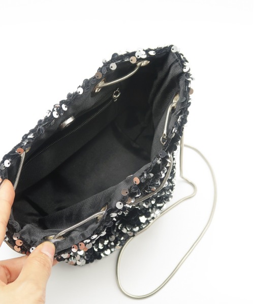 Cupid Heart(キューピッドハート)の「【Cupid Heart】結婚式用!スパンコールbag(ショルダーバッグ・レディース・ブラックミックス/シルバー/ブラック・MEDIUM)」の15枚目の写真