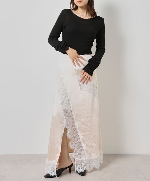 Firsthand(ファーストハンド)の「Firsthand/ファーストハンド レース切替サテンスカート(スカート・レディース・ネイビー/ナチュラル・SMALL/MEDIUM)」の5枚目の写真