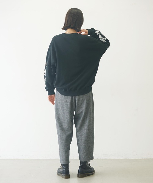 MILKFED.（ミルクフェド）の「PRINTED SLEEVE SWEAT TOP（スウェット・レディース・ライトピンク/ブラック/オフホワイト・L/M）」の14枚目の写真