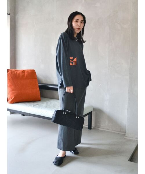 Ungrid(アングリッド)の「ニュアンスモチーフプリントロングスリーブTee(Tシャツ/カットソー・レディース・ライトグレー/グリーン系その他/チャコールグレー・FREE)」の21枚目の写真
