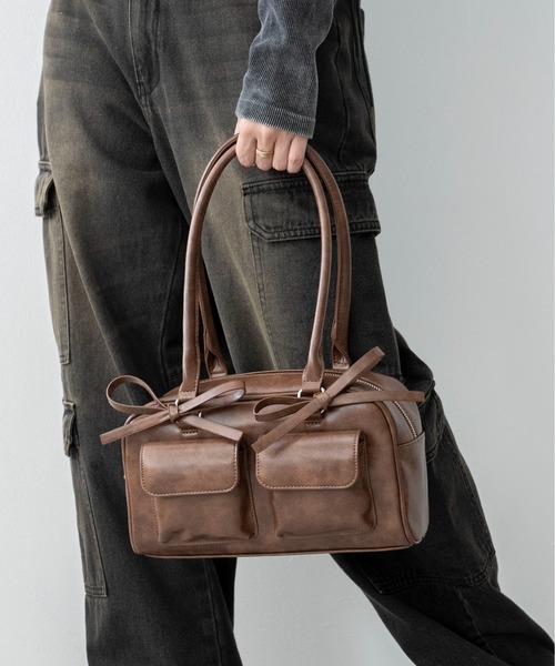 WEGO（ウィゴー）の「WEGO/リボン付きボストンバッグ（ハンドバッグ・レディース・ダークブラウン/ブラック/ブラウン/レッド・FREE）」の11枚目の写真