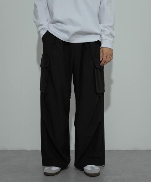 SENSE OF PLACE by URBAN RESEARCH（センスオブプレイスバイアーバンリサーチ）の「『セットアップ対応』『ユニセックス』ワイドカーゴパンツ（カーゴパンツ・メンズ・ブラウン/グレー/ブラック・LARGE/MEDIUM/SMALL）」の13枚目の写真