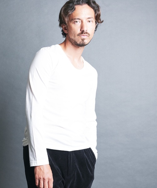 Magine(マージン)の「CTN BASIC U/N TEE L/S:コットンベーシック Uネック ロングスリーブ(Tシャツ/カットソー・メンズ・グレー/オリーブ/チャコールグレー/ホワイト/ブラック・44/46/48)」の6枚目の写真