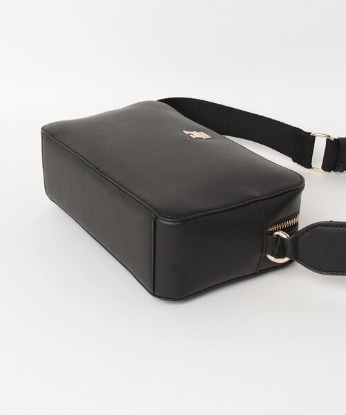 TOMMY HILFIGER（トミーヒルフィガー）の「【オンライン限定】モノタイプショルダーバッグ（ショルダーバッグ・レディース・ベージュ/ブラック・FREE）」の15枚目の写真