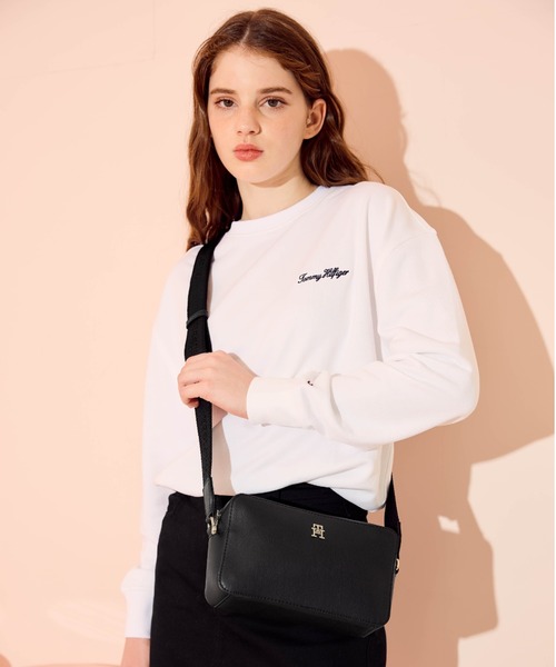 TOMMY HILFIGER（トミーヒルフィガー）の「【オンライン限定】モノタイプショルダーバッグ（ショルダーバッグ・レディース・ベージュ/ブラック・FREE）」の20枚目の写真