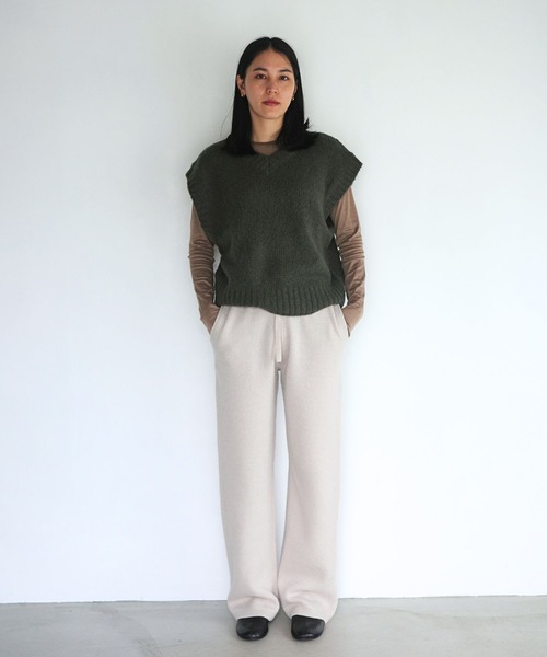 ENCIRCLE(エンサークル)の「【ENCIRCLE/エンサークル】Stubby vest / スタビーベスト(ニット/セーター・レディース・カーキ/グレー・FREE)」の12枚目の写真