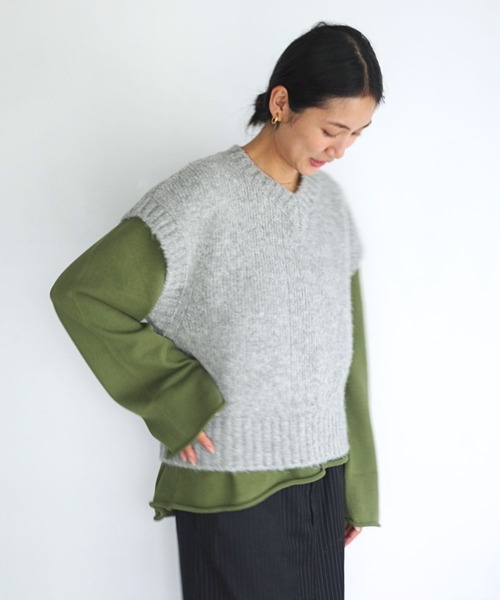 ENCIRCLE(エンサークル)の「【ENCIRCLE/エンサークル】Stubby vest / スタビーベスト(ニット/セーター・レディース・カーキ/グレー・FREE)」の16枚目の写真