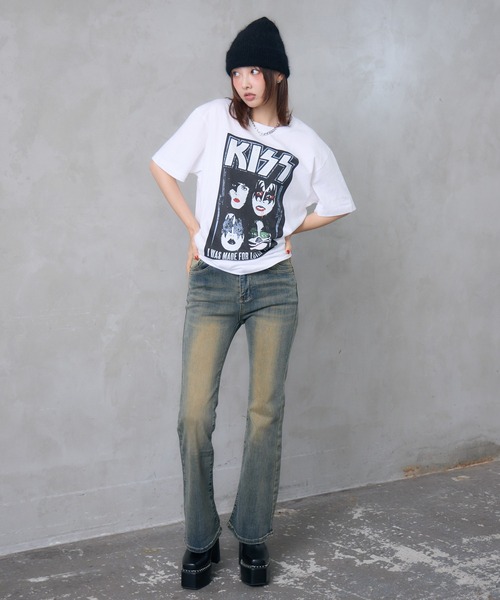 ENVYM（アンビー）の「ウォッシュドストレッチフレアデニム（デニムパンツ・レディース・ブルー・SMALL/MEDIUM）」の9枚目の写真