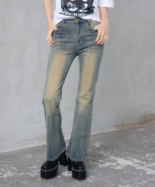 ENVYM（アンビー）の「ウォッシュドストレッチフレアデニム（デニムパンツ・レディース・ブルー・SMALL/MEDIUM）」の6枚目の写真