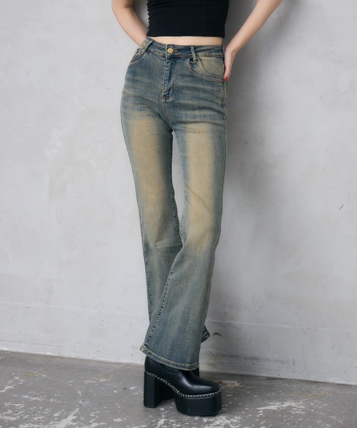 ENVYM（アンビー）の「ウォッシュドストレッチフレアデニム（デニムパンツ・レディース・ブルー・SMALL/MEDIUM）」の18枚目の写真