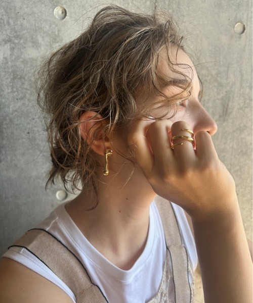 ciite'(シーテ)の「ドロップピアス (両耳用)(ピアス(両耳用)・レディース・ブラウン・FREE)」の4枚目の写真