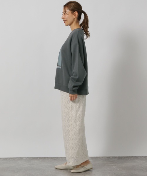 LAKOLE(ラコレ)の「アニマルロゴプリントプルオーバー / 226095(スウェット・レディース・ボルドー/オートミール/チャコール・FREE)」の7枚目の写真