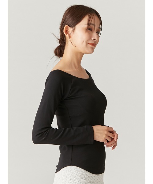 FRAY I.D（フレイアイディー）の「オフショルカップイントップス（T