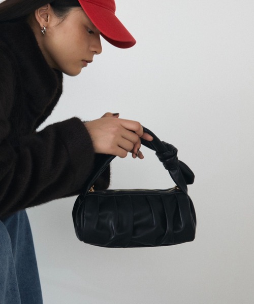 MERLOT(メルロー)の「ギャザーミニバッグ(ハンドバッグ・レディース・グリーン/ブラック・FREE)」の7枚目の写真