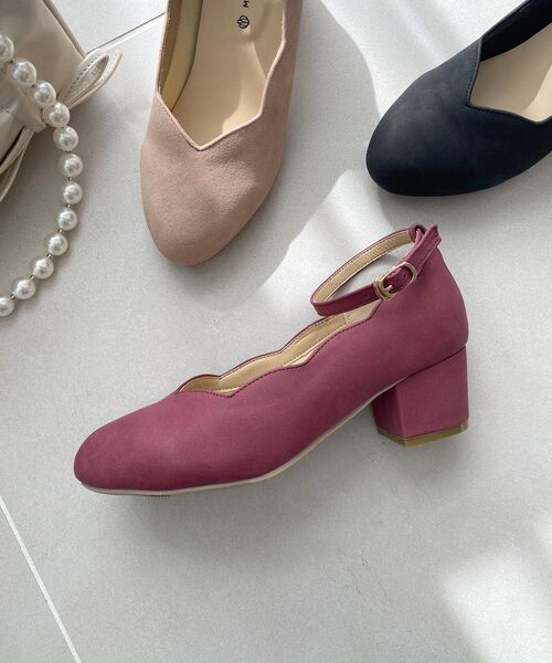 MAJESTIC LEGON（マジェスティックレゴン）の「ふかふかスカラップパンプス（パンプス・レディース・ピンク/レッド/ブラック/アイボリー/ネイビー/ホワイト系その他2/ブラック系その他3・SMALL/X-LARGE/LARGE/MEDIUM）」の7枚目の写真