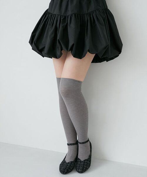 MAJESTIC LEGON（マジェスティックレゴン）の「ふかふかスカラップパンプス（パンプス・レディース・ピンク/レッド/ブラック/アイボリー/ネイビー/ホワイト系その他2/ブラック系その他3・SMALL/X-LARGE/LARGE/MEDIUM）」の8枚目の写真