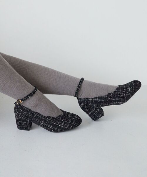 MAJESTIC LEGON（マジェスティックレゴン）の「ふかふかスカラップパンプス（パンプス・レディース・ピンク/レッド/ブラック/アイボリー/ネイビー/ホワイト系その他2/ブラック系その他3・SMALL/X-LARGE/LARGE/MEDIUM）」の10枚目の写真