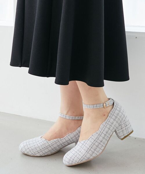 MAJESTIC LEGON（マジェスティックレゴン）の「ふかふかスカラップパンプス（パンプス・レディース・ピンク/レッド/ブラック/アイボリー/ネイビー/ホワイト系その他2/ブラック系その他3・SMALL/X-LARGE/LARGE/MEDIUM）」の12枚目の写真