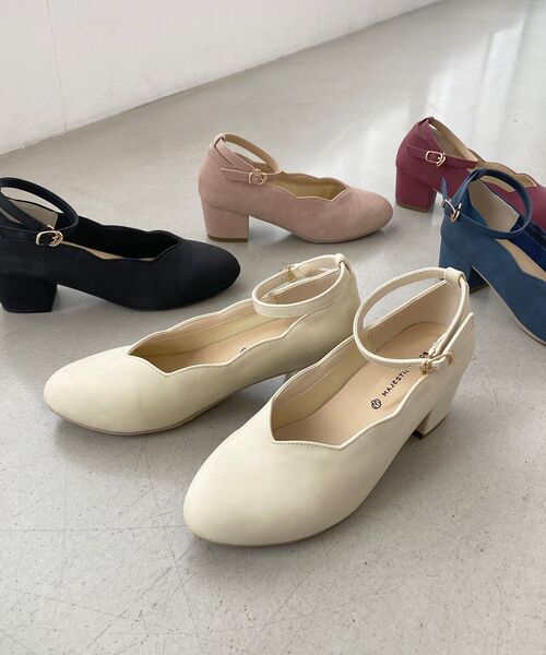 MAJESTIC LEGON(マジェスティックレゴン)の「ふかふかスカラップパンプス(パンプス・レディース・ピンク/レッド/ブラック/アイボリー/ネイビー/ホワイト系その他2/ブラック系その他3・SMALL/X-LARGE/LARGE/MEDIUM)」の9枚目の写真