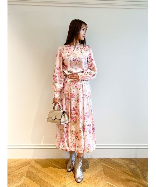 LOULOU WILLOUGHBY(ルルウィルビー)の「【LOULOU WILLOUGHBY】RATTIソフトフラワプリントバルーンスカート(スカート・レディース・ピンク・1/2)」の17枚目の写真