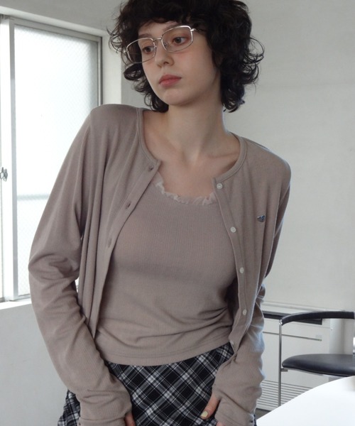 idem（イデム）の「cup in tulle frill camisole／カップインフリル付きキャミソール（キャミソール・レディース・レッド/グレイッシュベージュ/ブラック・FREE）」の12枚目の写真