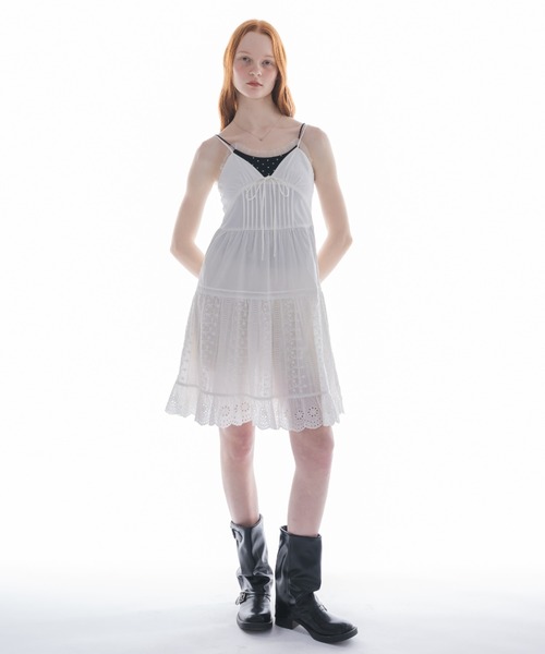 idem(イデム)の「cup in tulle frill camisole/カップインフリル付きキャミソール(キャミソール・レディース・レッド/グレイッシュベージュ/ブラック/グレー・FREE)」の21枚目の写真