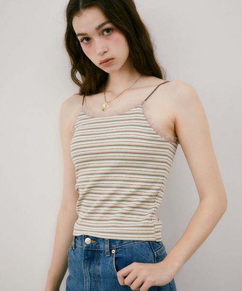 idem(イデム)の「cup in tulle frill camisole/カップインフリル付きキャミソール(キャミソール・レディース・レッド/グレイッシュベージュ/ブラック/グレー/その他・FREE)」の14枚目の写真