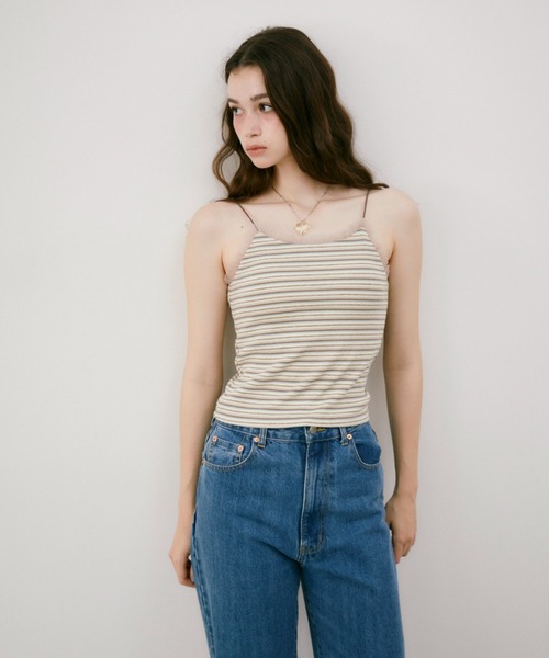 idem(イデム)の「cup in tulle frill camisole/カップインフリル付きキャミソール(キャミソール・レディース・レッド/グレイッシュベージュ/ブラック/グレー/その他・FREE)」の11枚目の写真