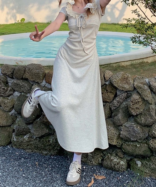 aimoha（アイモハ）の「レース襟リボンマキシワンピース (SS)（ワンピース・レディース・ライトベージュ・LARGE/MEDIUM/SMALL）」の3枚目の写真