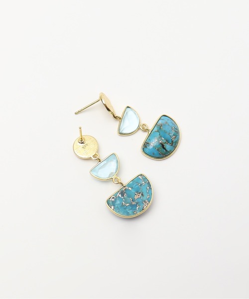 KU-CROISSANT（クークロワッサン）の「天然石　ダブルセミサークルピアス（ピアス（両耳用）・レディース・ライトグリーン/グリーン/ターコイズブルー/グレー・ONE SIZE）」の5枚目の写真