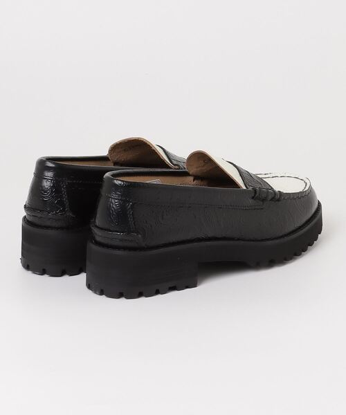 The Kenford Fineshoes(ケンフォードファインシューズ)の「(The Kenford fine shoes)TANK SOLE LOAFERS BLACK WHITE PAISLEY(ローファー・レディース・ホワイト・25.0cm/24.0cm/23.0cm)」の2枚目の写真