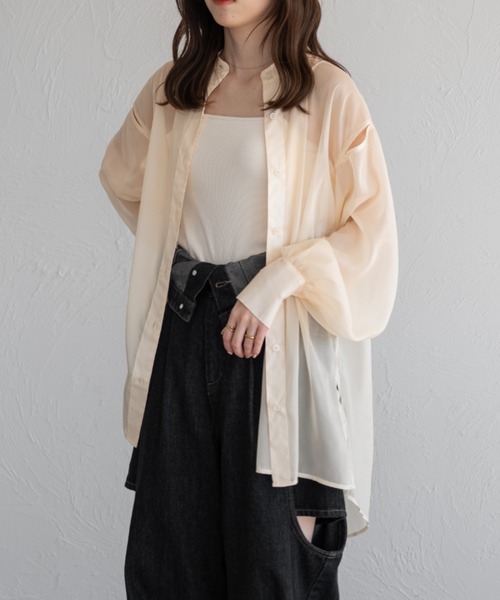 raffime（ラフィミー）の「【Raffime】バックデザインシアーシャツ（シャツ/ブラウス・レディース・ベージュ系その他/ブルー系その他/オフホワイト・フリー）」の3枚目の写真